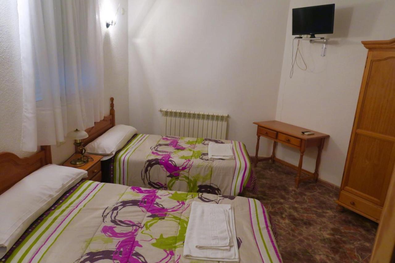Hostal Jaufil Zújar Extérieur photo